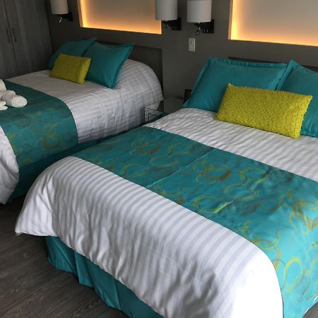 Herbal Inn Suites Puebla Buitenkant foto
